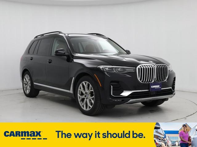 2022 BMW X7