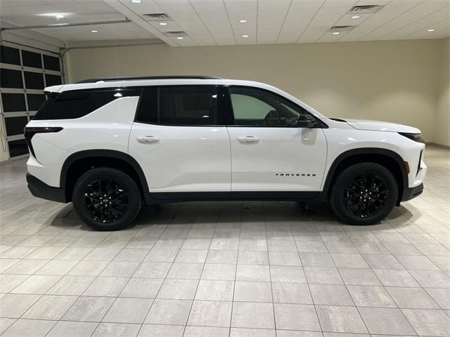 Photo of 2025 Summit White Chevrolet Traverse