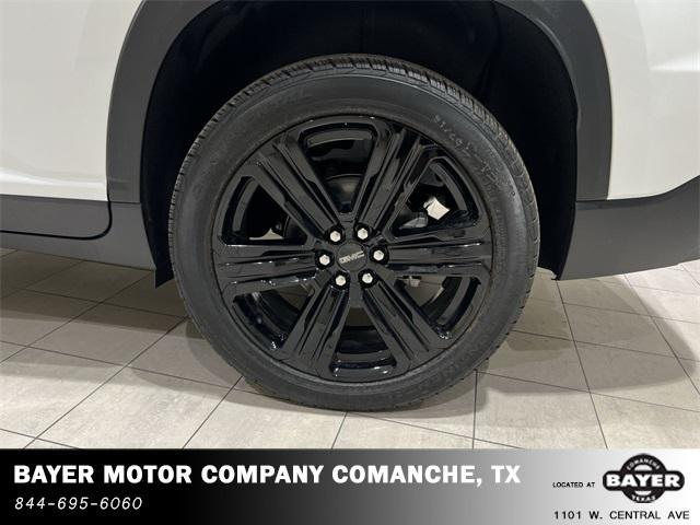 Photo of 2026 Summit White GMC Acadia