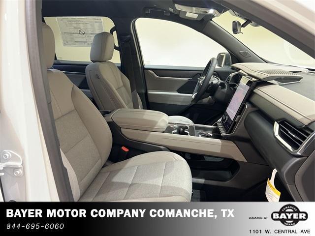 Photo of 2026 Summit White GMC Acadia
