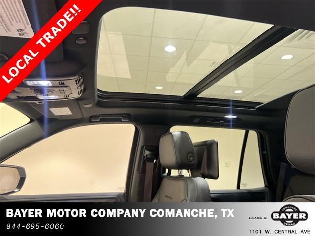 Photo of 2021 White Frost Tri-Coat GMC Yukon