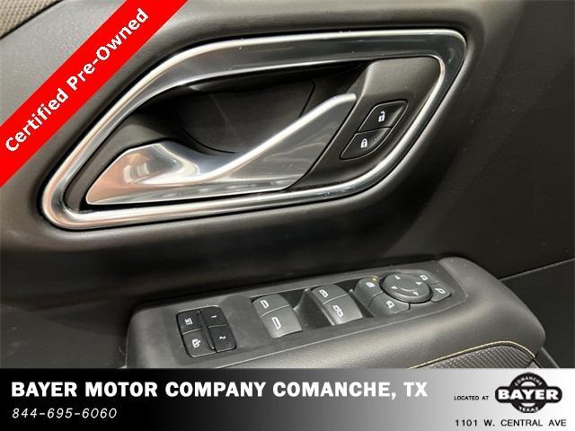 Photo of 2023 Summit White GMC Yukon
