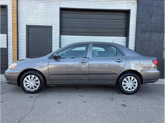 Photo of 2005 Phantom Gray Pearl Toyota Corolla