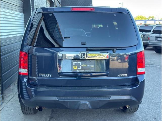 Photo of 2012 Bali Blue Pearl Honda Pilot