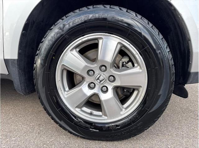 Photo of 2010 Alabaster Silver Metallic Honda Pilot