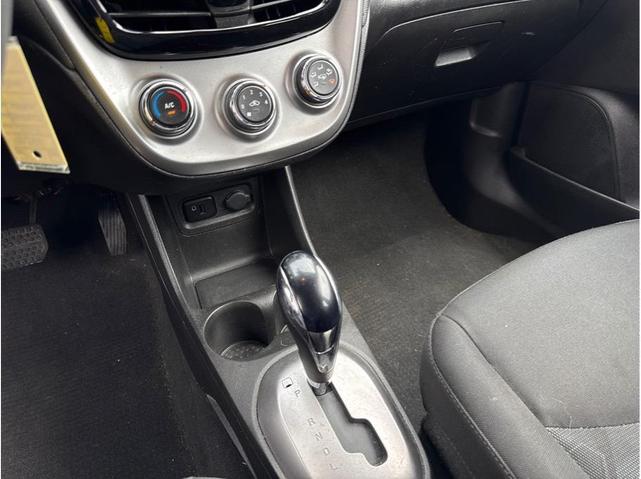 Photo of 2017 Splash Metallic Chevrolet Spark