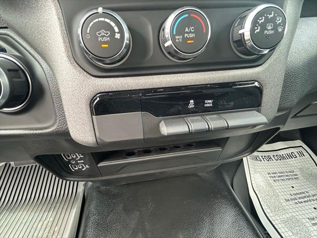Photo of 2024 Bright White Clearcoat RAM 2500