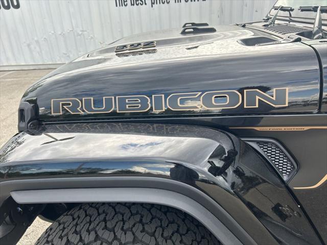 Photo of 2025 Black Clearcoat Jeep Wrangler