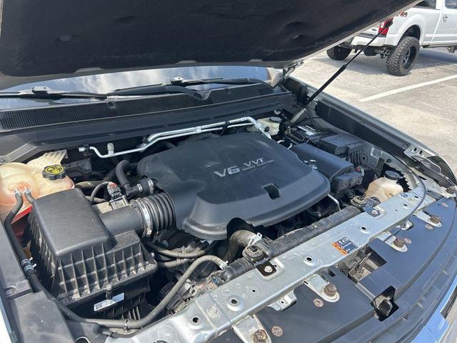 Photo of 2017 Silver Ice Metallic Chevrolet Colorado