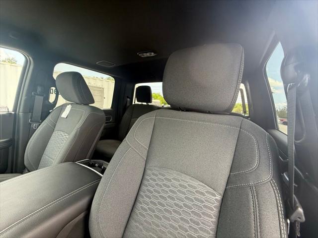 Photo of 2025 Diamond Black Crystal Pearlcoat RAM 2500