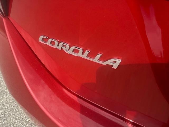 Photo of 2018 Barcelona Red Metallic Toyota Corolla