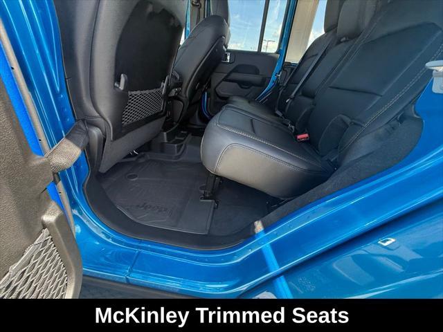 Photo of 2025 Hydro Blue Pearlcoat Jeep Wrangler
