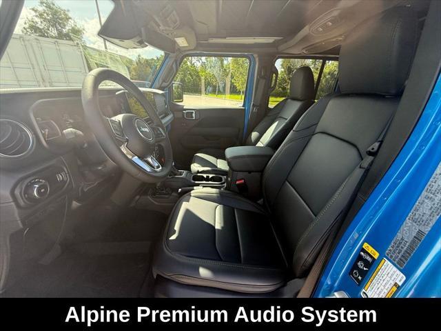Photo of 2025 Hydro Blue Pearlcoat Jeep Wrangler