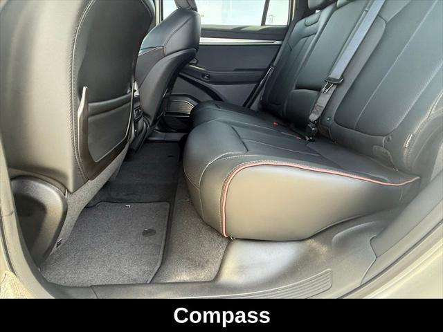 Photo of 2025 Silver Zynith Clearcoat Jeep Wagoneer S