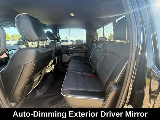 Photo of 2026 Diamond Black Crystal Pearlcoat RAM 1500