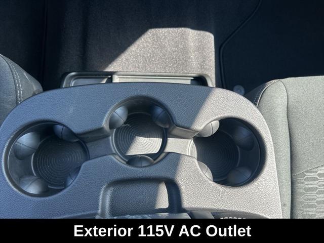 Photo of 2025 Bright White Clearcoat RAM 2500