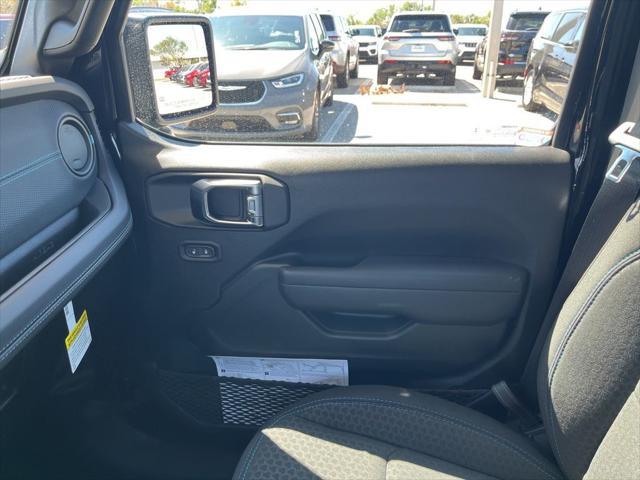 Photo of 2025 Black Clearcoat Jeep Wrangler 4xe