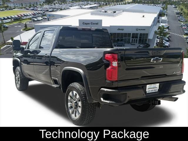Photo of 2024 Black Chevrolet Silverado 2500