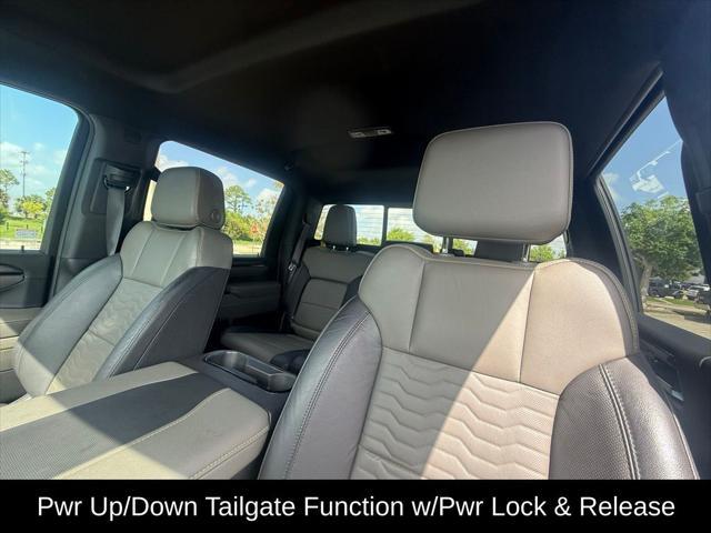 Photo of 2024 Black Chevrolet Silverado 2500