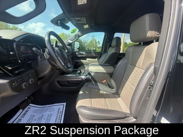 Photo of 2024 Black Chevrolet Silverado 2500