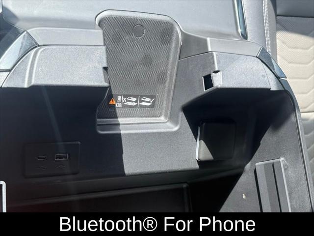 Photo of 2024 Black Chevrolet Silverado 2500