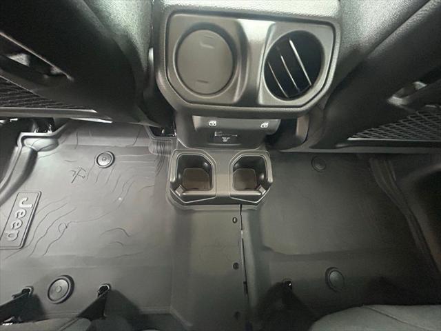 Photo of 2025 Mojito Clearcoat Jeep Wrangler