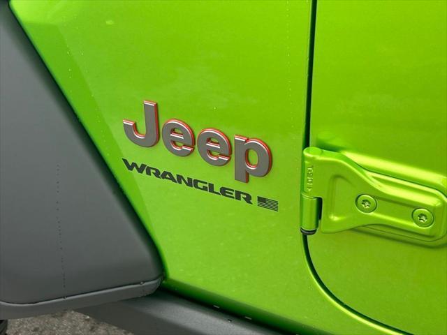 Photo of 2025 Mojito Clearcoat Jeep Wrangler