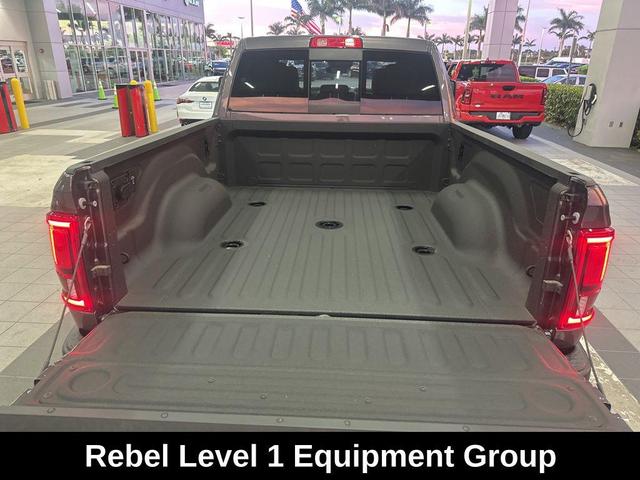 Photo of 2025 Granite Crystal Metallic Clearcoat RAM 2500