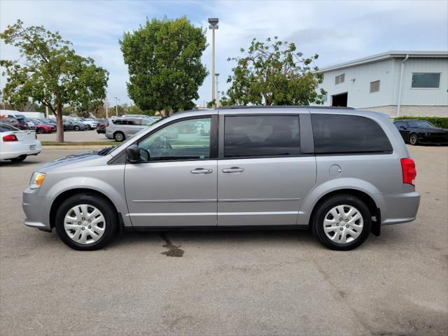 Photo of 2017 Billet Metallic Dodge Grand Caravan
