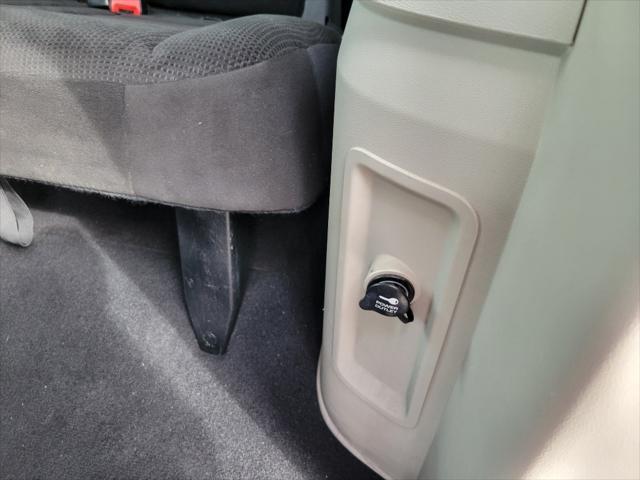 Photo of 2017 Billet Metallic Dodge Grand Caravan