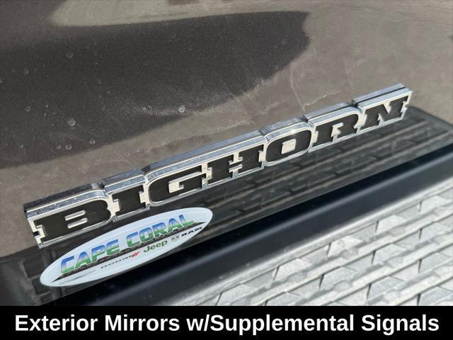 Photo of 2025 Granite Crystal Metallic Clearcoat RAM 2500