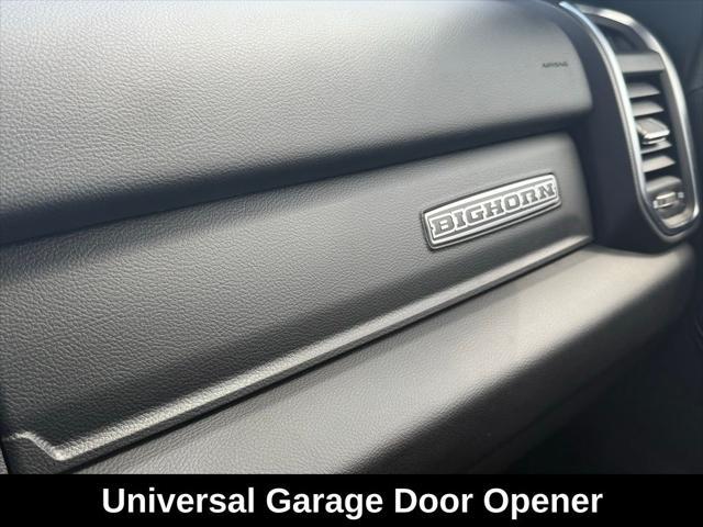 Photo of 2025 Granite Crystal Metallic Clearcoat RAM 2500