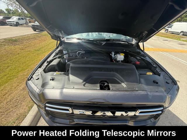 Photo of 2025 Granite Crystal Metallic Clearcoat RAM 2500