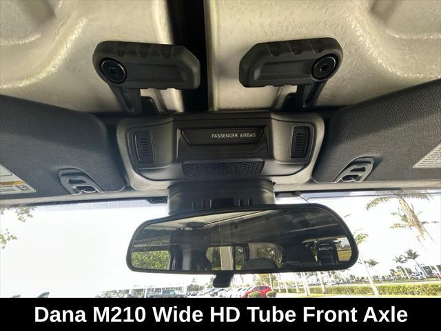 Photo of 2025 Granite Crystal Metallic Clearcoat Jeep Wrangler