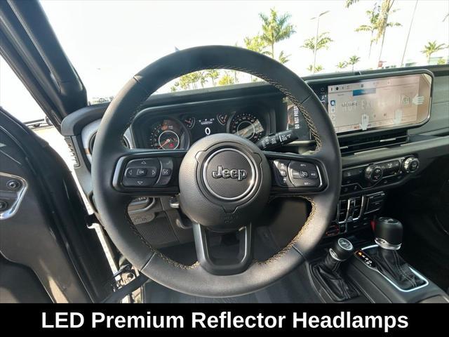 Photo of 2025 Granite Crystal Metallic Clearcoat Jeep Wrangler
