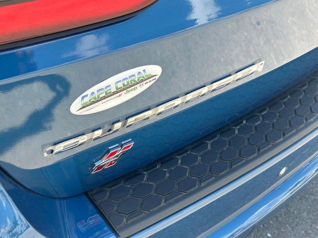 Photo of 2025 Frostbite Pearlcoat Dodge Durango