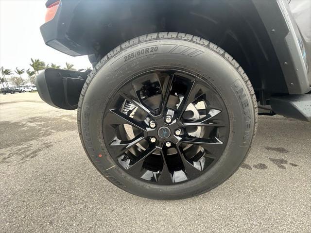 Photo of 2025 Granite Crystal Metallic Clearcoat Jeep Wrangler 4xe