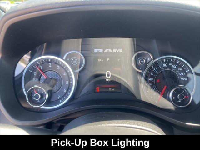 Photo of 2025 Granite Crystal Metallic Clearcoat RAM 1500