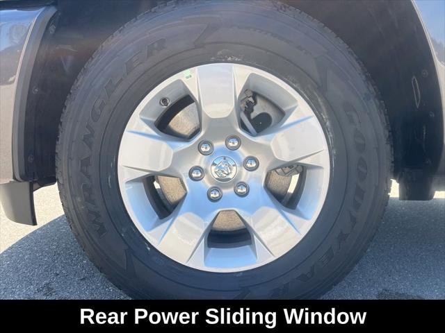 Photo of 2025 Granite Crystal Metallic Clearcoat RAM 1500