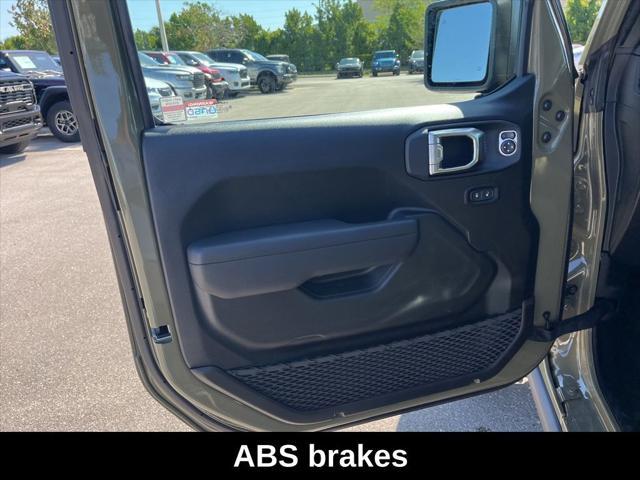 Photo of 2025 41 Jeep Wrangler 4xe