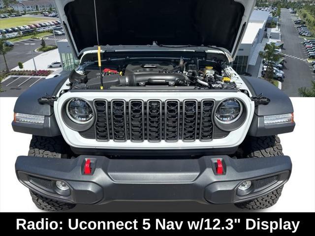 Photo of 2025 Bright White Clearcoat Jeep Wrangler
