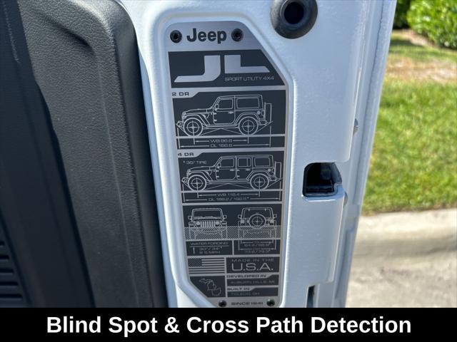 Photo of 2025 Bright White Clearcoat Jeep Wrangler
