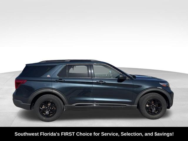 Photo of 2022 Stone Blue Metallic Ford Explorer