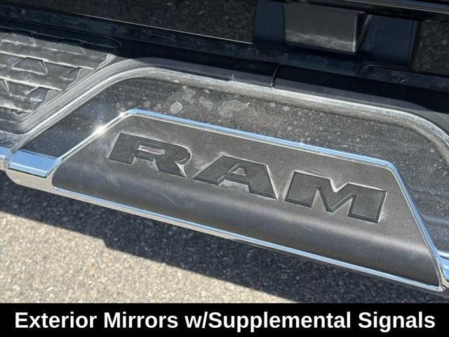 Photo of 2025 Diamond Black Crystal Pearlcoat RAM 2500