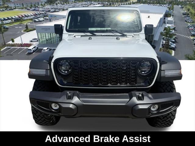 Photo of 2025 Bright White Clearcoat Jeep Wrangler