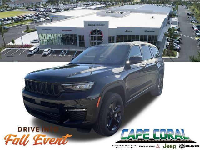 Photo of 2025 Diamond Black Crystal Pearlcoat Jeep Grand Cherokee L