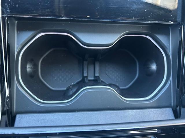 Photo of 2025 Silver Zynith Jeep Grand Cherokee L