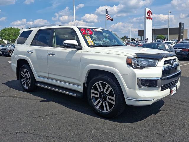 Photo of 2023 Blizzard Pearl Toyota 4Runner