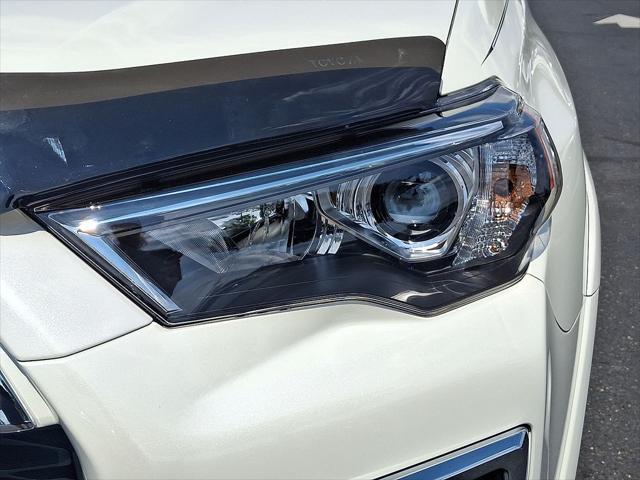 Photo of 2023 Blizzard Pearl Toyota 4Runner