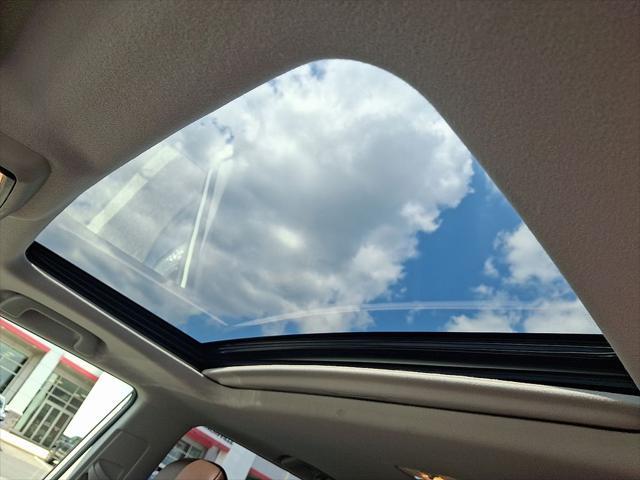 Photo of 2023 Blizzard Pearl Toyota 4Runner